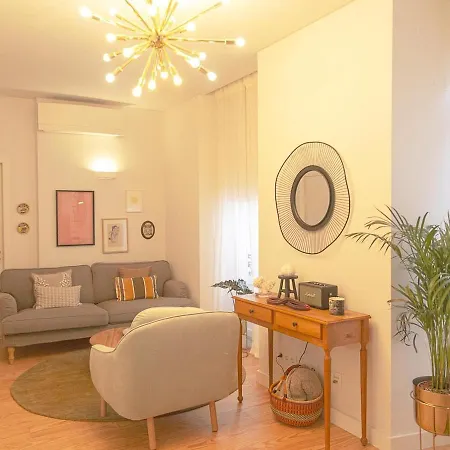 Apartment Bairro Alto Charming Bright With Ac Elevator