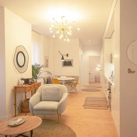 Bairro Alto Charming Bright With Ac Elevator
