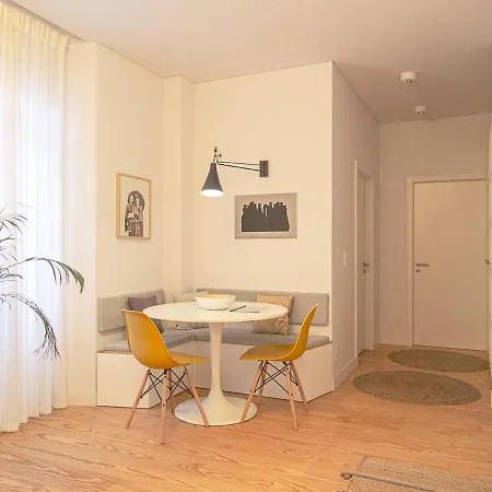 Bairro Alto Charming Bright With Ac Elevator 아파트 리스본