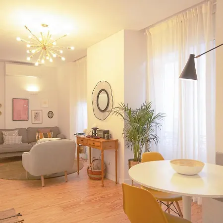 Bairro Alto Charming Bright With Ac Elevator